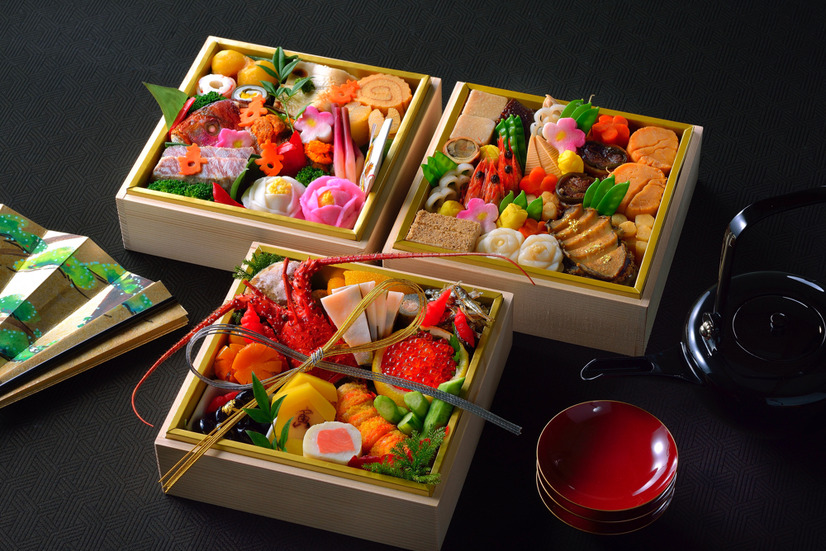 ホテル椿山荘東京 料亭「錦水」特選おせち料理 三段重