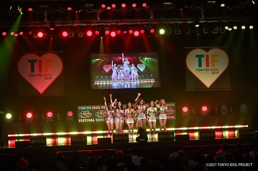 CYBERJAPAN DANCERS