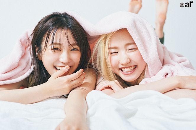 本田仁美＆矢吹奈子　（c）主婦と生活社