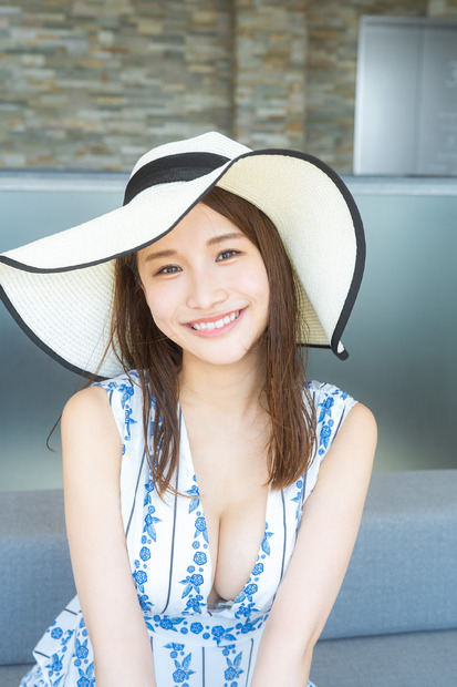 （c）KADOKAWA 　（c）URESHINO YUMI  PHOTO／MAKINO SHOTA