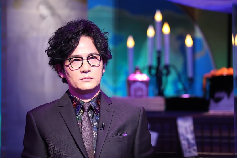 稲垣吾郎（スタジオブロック）（C）フジテレビ