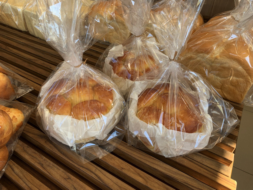 パティシエが作ったパン屋さんから新定番「ちぎり塩バター」登場