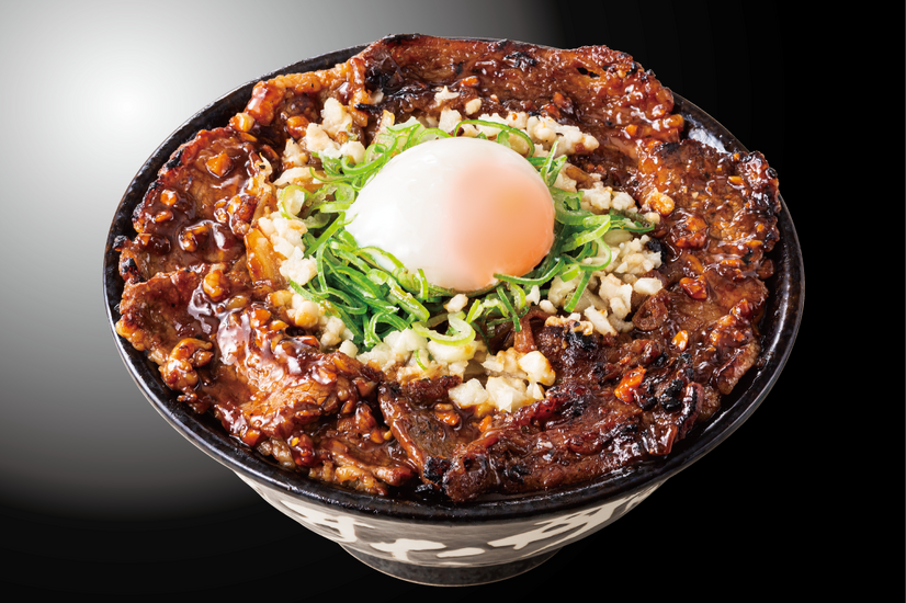 背脂たっぷりの“極上大判カルビ”が旨い！「すたみな極カルビステーキ丼」を実食!