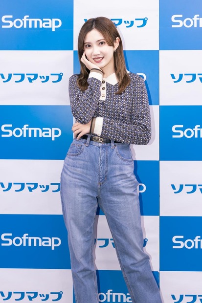 北川綾巴　カメラマン：須藤リョウジ