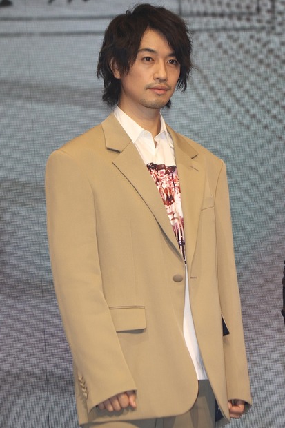 斎藤工【撮影:浜瀬将樹】