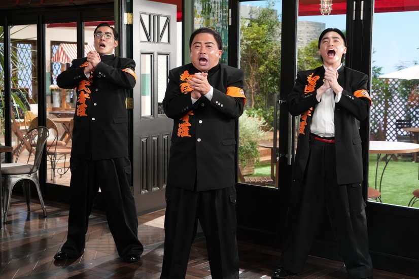 左から）菊田竜大、松尾駿、二階堂高嗣（C）フジテレビ