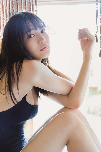 黒嵜菜々子　（c）光文社／週刊FLASH 写真：矢西誠二