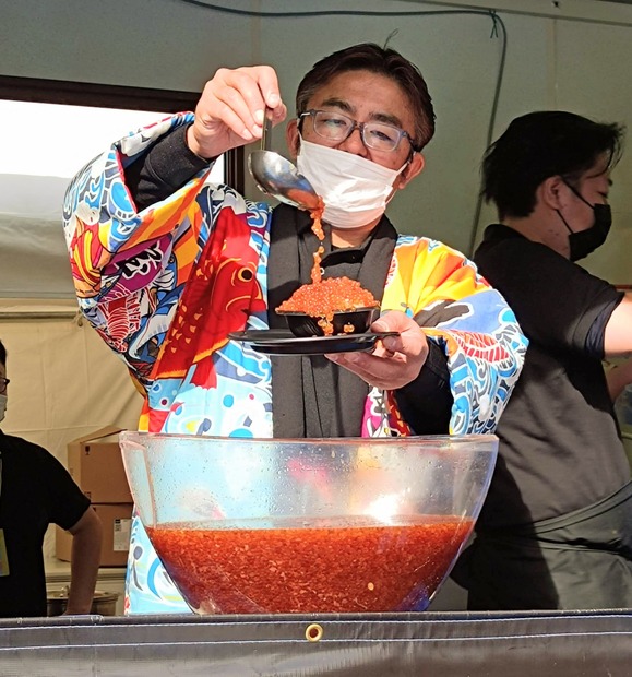 こぼれいくら丼、うに貝焼き、漁師飯…が激旨!“日本最大級の魚食フェス”参加レポ!