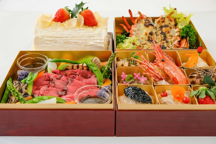 おうちクリスマス向け“豪華三段ボックス”発売……東京・西麻布「レストランひらまつ レゼルヴ」