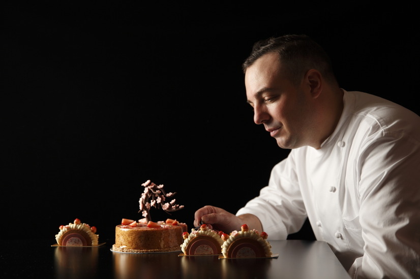 食べるのがもったいないほど芸術的！ まだ間に合う高級ホテルの“豪華クリスマスケーキ”2021