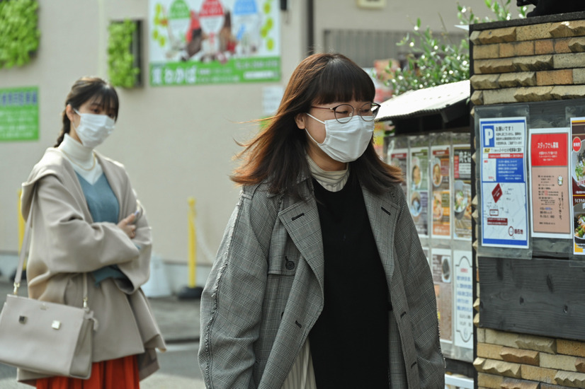 紺野彩夏、埼玉県所沢市のうどん名店「うどきち」で名物「肉汁うどん」を堪能