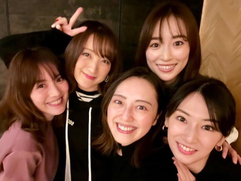 北川景子・泉里香・小松彩夏・安座間美優・沢井美優