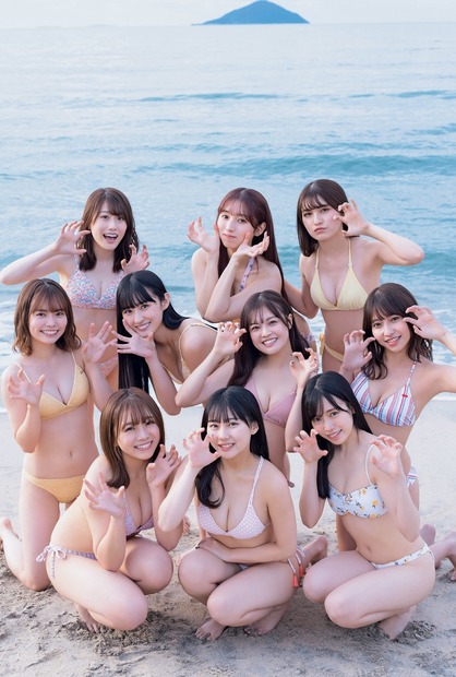 『B.L.T.2022年2月号増刊　B.L.T.×HKT48グラビアSP版』セブンネットショッピング購入特典ポストカード：本村碧唯・神志那結衣・渕上舞・栗原紗英・田中美久・山下エミリー・運上弘菜・小田彩加・武田智加・松本日向（HKT48）（c）東京ニュース通信社