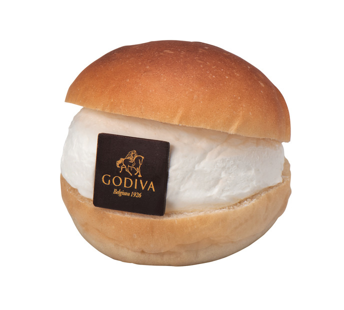 GODIVAから2種のマリトッツオ！ダークチョコ＆ホワイトチョコ