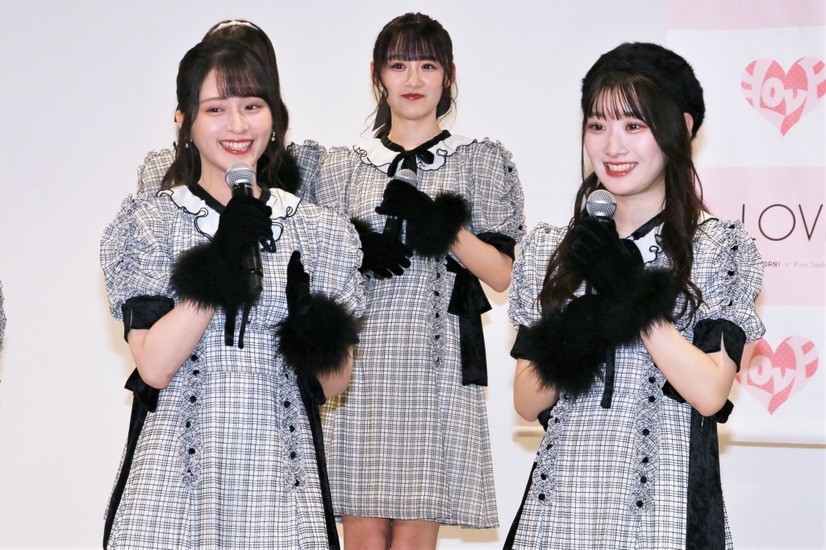 ＝LOVE（左から）佐々木舞香、音嶋莉沙、齋藤樹愛羅【撮影：小宮山あきの】