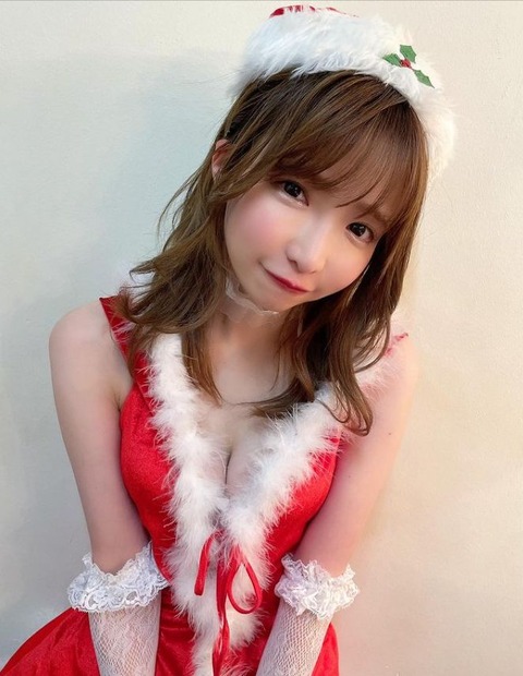 写真はもえのあずき（エラバレシ）公式Instagramから（※写真は所属事務所より掲載許諾をもらってます）