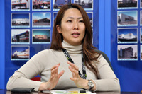 和田真由美氏