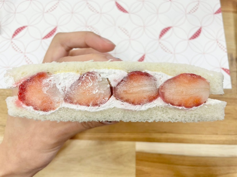 いちごのフルーツサンド