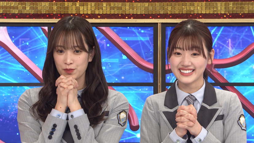 佐々木久美（日向坂46）、佐々木美玲（日向坂46）（C）TBS