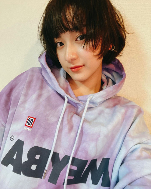 平祐奈、ウェーブヘアアレンジ姿公開「髪の毛育成中、やっと伸びてきた」