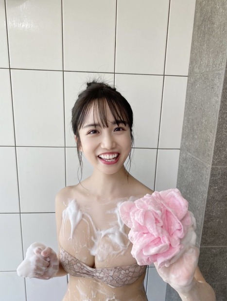 写真は花巻杏奈の公式Twitterから（※写真は所属事務所より掲載許諾をもらってます）