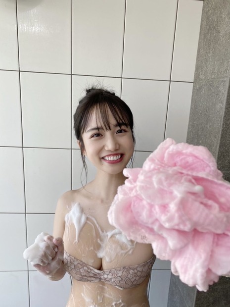 写真は花巻杏奈の公式Twitterから（※写真は所属事務所より掲載許諾をもらってます）