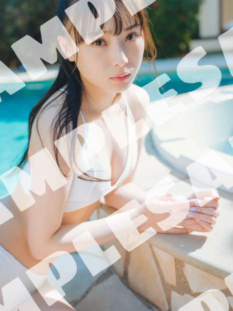 NMB48・梅山恋和1st写真集『恋する人』（出版社：主婦と生活社、撮影：tAiki）タワーレコード オンライン&店舗限定ポストカード