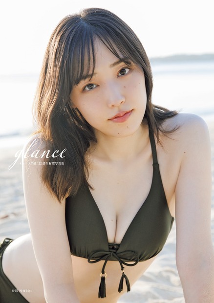 モーニング娘。'22・譜久村聖 写真集『glance』（オデッセー出版／ワニブックス）