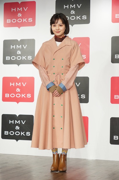 新谷ゆづみ【写真：竹内みちまろ】