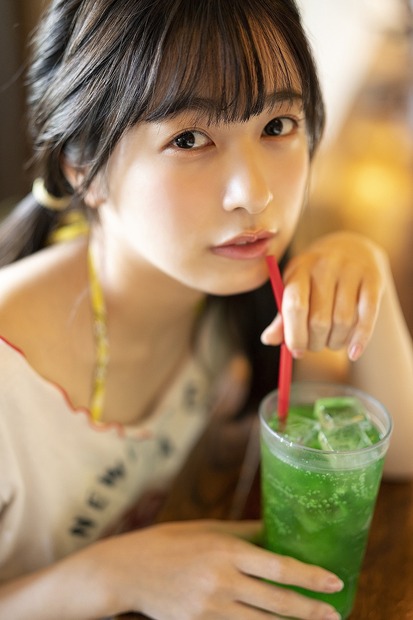 （C)早川渚紗 1st写真集　なぎちぃ／講談社　撮影／佐藤佑一