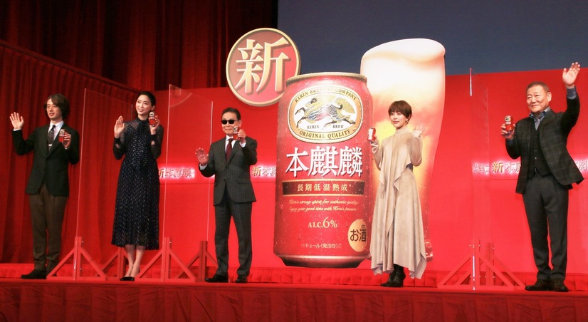 杏、滝藤賢一、タモリ、高畑充希、國村隼【撮影：小宮山あきの】