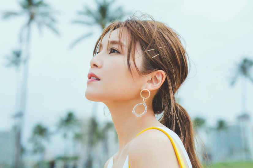宇野実彩子の1st DVD『うの旅 in Hawaii』（C）Liverpool