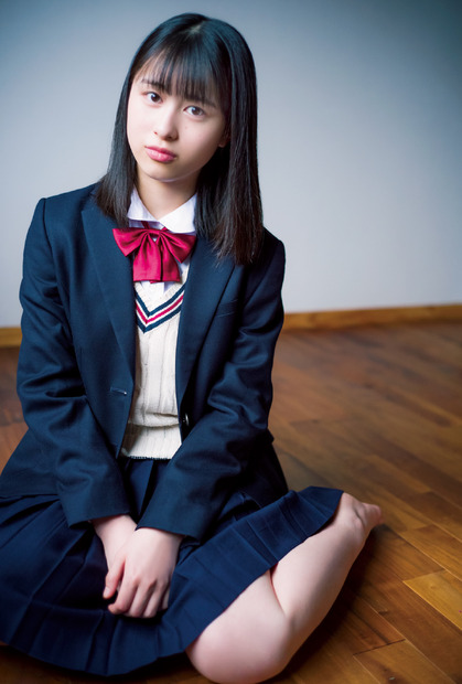 「B.L.T.graduation2022中学卒業」TOKYO NEWS magazine&mook（honto）購入特典ポストカード【平山遊季（アンジュルム）】　（c）東京ニュース通信社