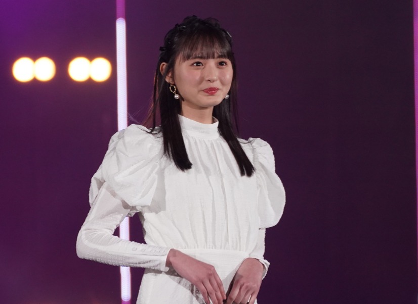 遠藤さくら【写真：竹内みちまろ】