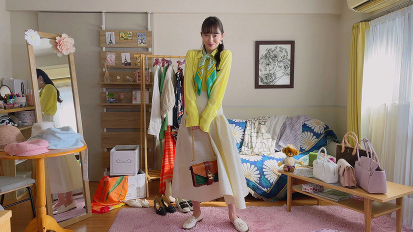 テレビ東京系ドラマParavi「メンタル強め美女白川さん」衣装紹介LOOKBOOK（C）「メンタル強め美女白川さん」製作委員会
