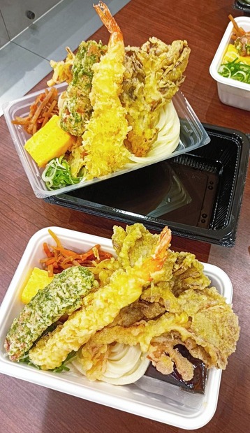 大人気の「丸亀うどん弁当」が12種類に！春限定商品を一足先に食べてみた！