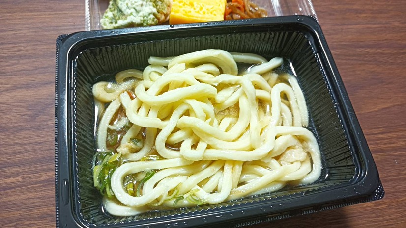 大人気の「丸亀うどん弁当」が12種類に！春限定商品を一足先に食べてみた！