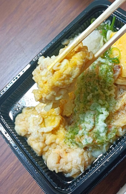 大人気の「丸亀うどん弁当」が12種類に！春限定商品を一足先に食べてみた！