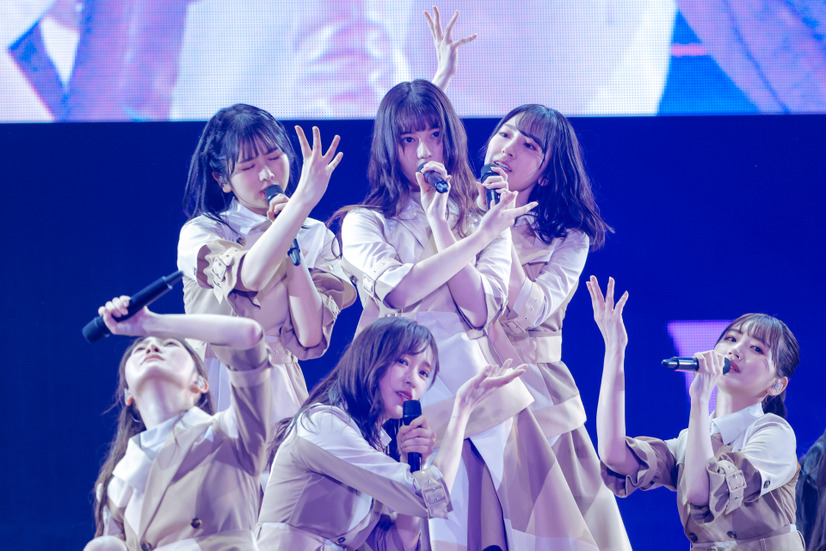 「3周年記念MEMORIAL LIVE ～3回目のひな誕祭～」（カメラ：上山陽介）