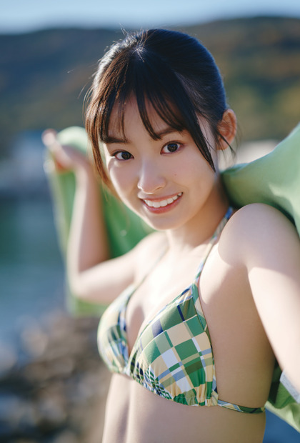 井本彩花が1st写真集『アオハル。』！「高校生のうちに出せて嬉しい」