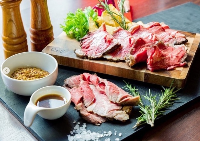 ホテルウィングインターナショナルプレミアム東京四谷、ローストビーフ食べ放題フェア開催！