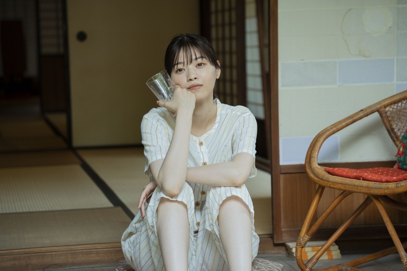 （c）秋★枝／集英社・2022 映画「恋は光」製作委員会