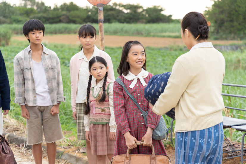 暢子10歳、ふるさと沖縄を離れて東京へ！家族との別れの時が…明日の『ちむどんどん』第10話