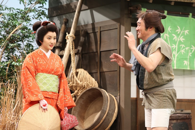 左から）百田夏菜子様、飯尾和樹（C）フジテレビ