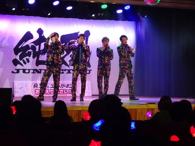 純烈、関西の拠点で2年2ヵ月ぶりライブ！新メンバー条件は「30代～50代、長身」と明かす