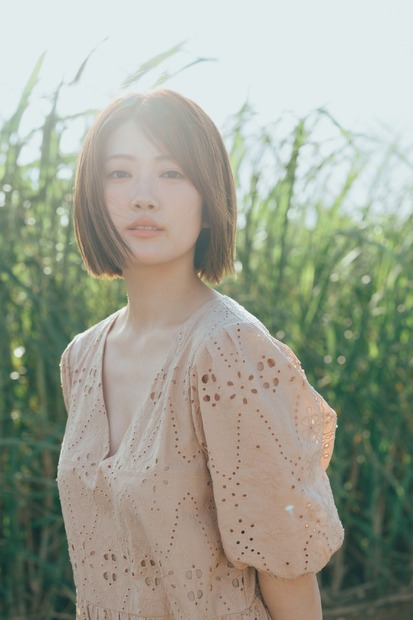 乃木坂46・樋口日奈1st写真集『恋人のように』（発売：光文社、撮影：前康輔）