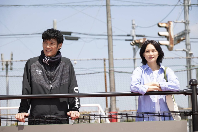 【第２話】「元カレ」　左から）淵上泰史、臼田あさ美（c）フジテレビ