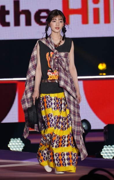 佐々木美玲【写真：竹内みちまろ】