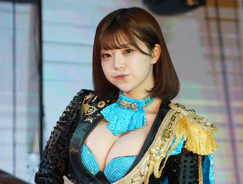 バーレスク東京・もも【写真：竹内みちまろ】