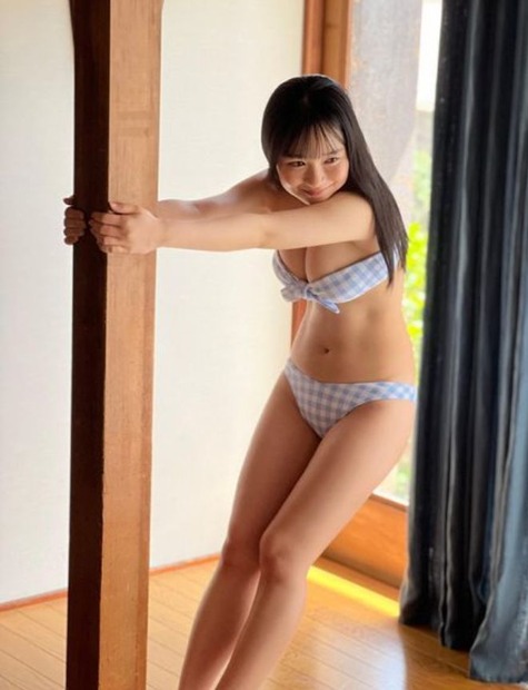写真は池本しおり公式Instagramから（※写真は所属事務所より掲載許諾をもらってます）